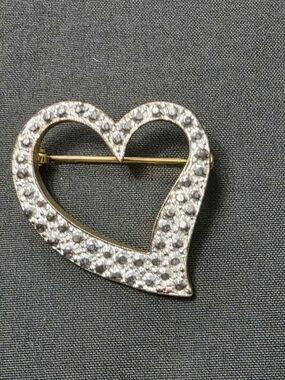 Estate Gold/Silver Tone Fashion Heart Brooch with Clear Stones - 291